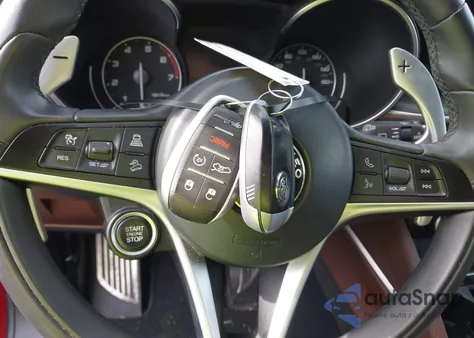 2018 Alfa Romeo Stelvio Ti Sport Awd из США, поврежденный, VIN ZASFAKNN5J7B91860